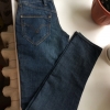 Легендарные джинсы Levi's женские W26 L32