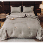 Постельное белье. Коврики для ванной. Пледы. Покрывало.