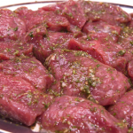 Купаты, рёбра в брусничном соусе, маринованое мясо свинины.
