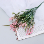 ▲Искусственные цветы