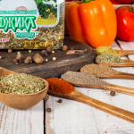Адыгейская соль, аджика и другие продукты традиционной адыгейской кухни.
